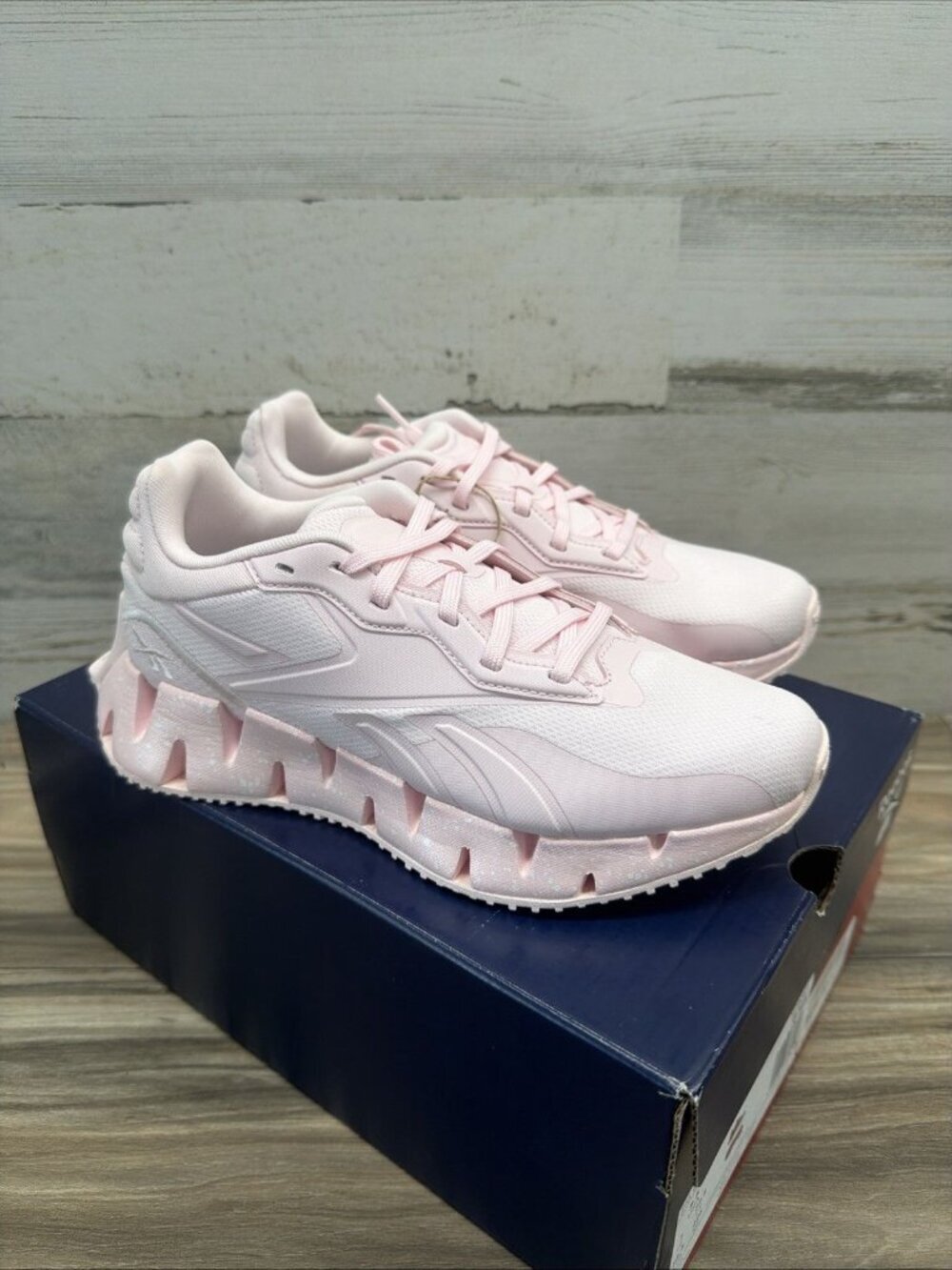 Womens Reebok Zig Dynamica 4 Running Shoes Sneakers Size 5.5 White NIB